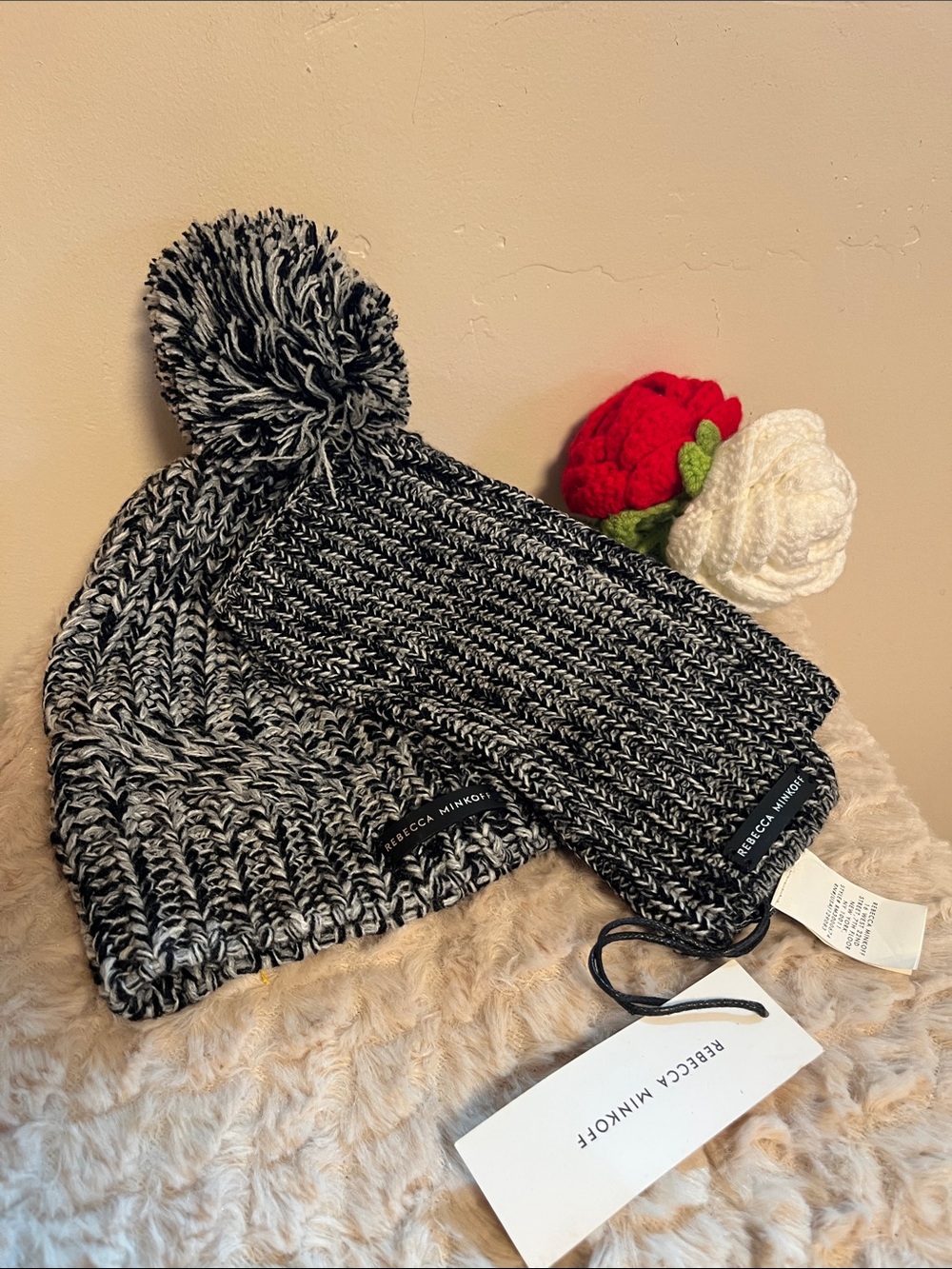 nwt Rebecca Minkoff Kids Pom Beanie and Scarf Set